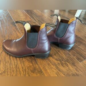 Blundstone Chelsea Heeled Boots